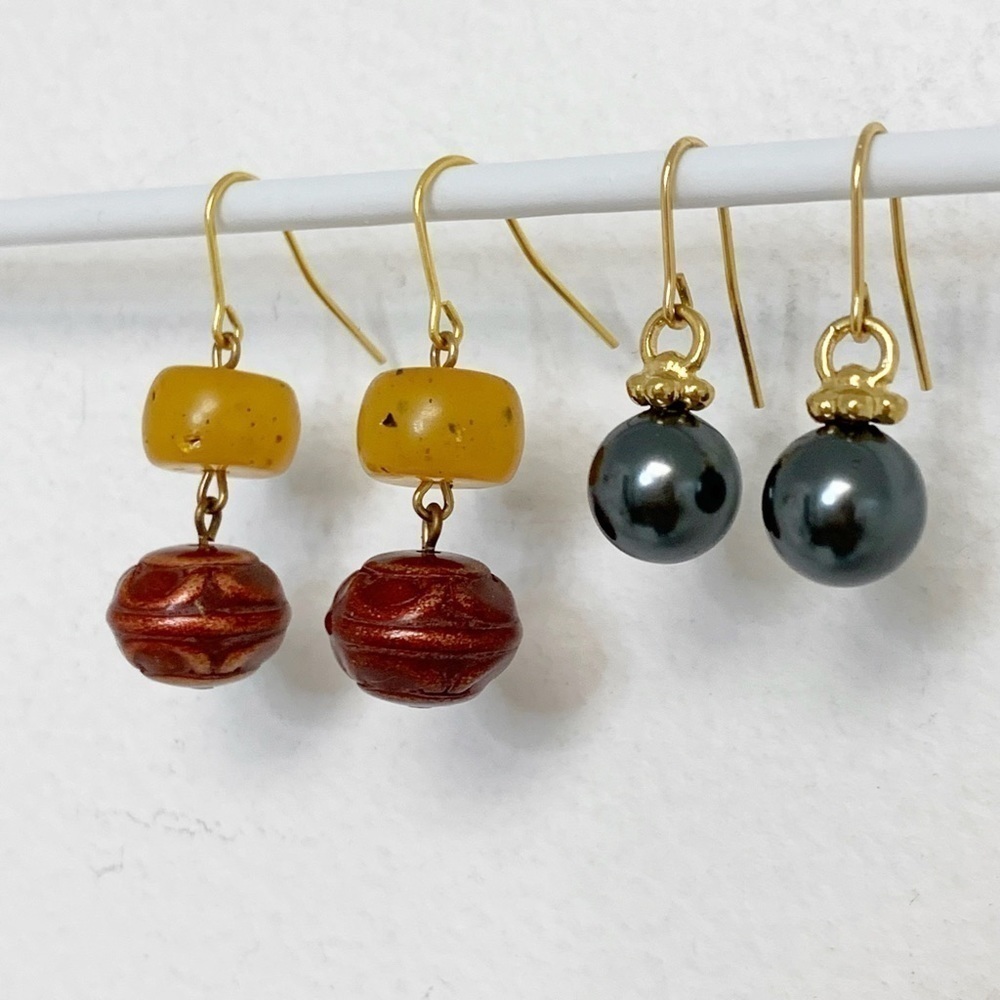Bundle of 2 women’s earrings NWOT